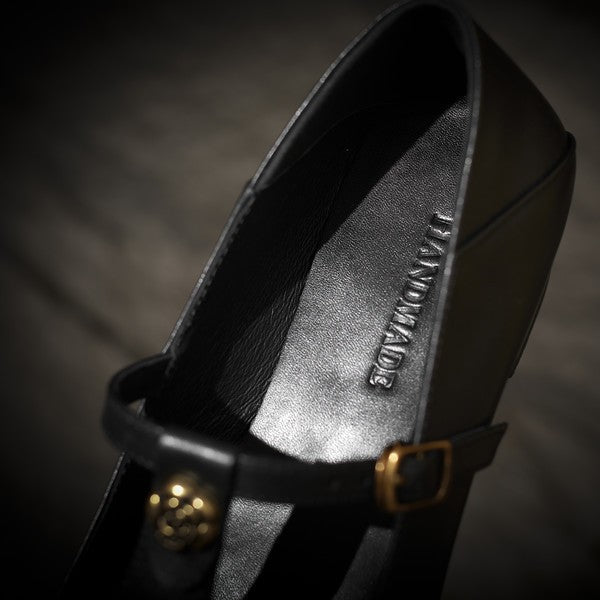 Corinne | T-Strap Leather Block Pumps