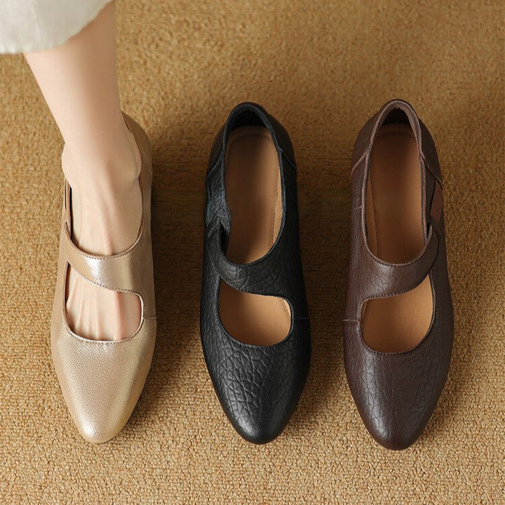 Suzanne wedges, leather-covered cushioned insole detail
