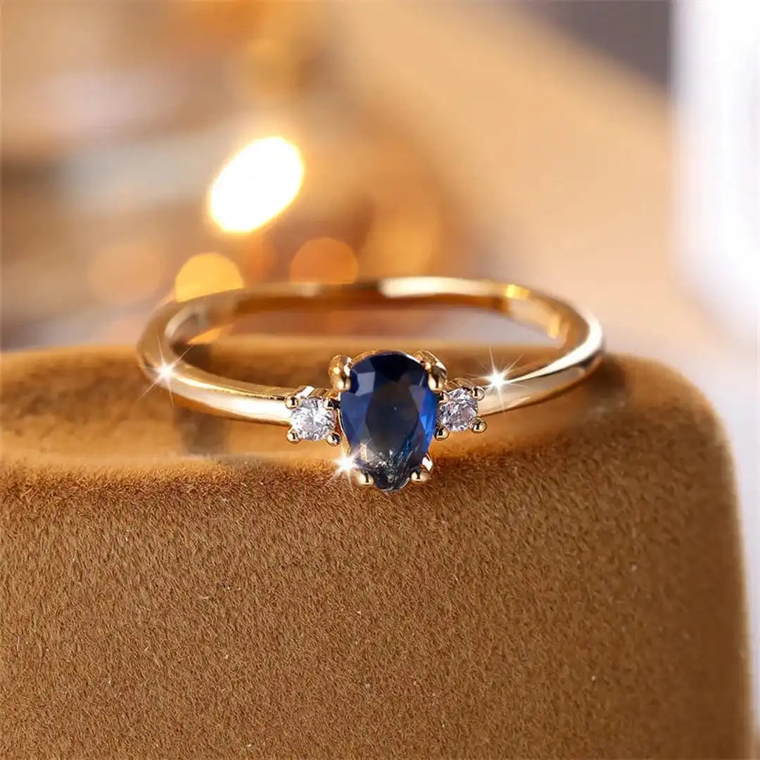 Ondine™ - Pear-Shaped Royal Ring