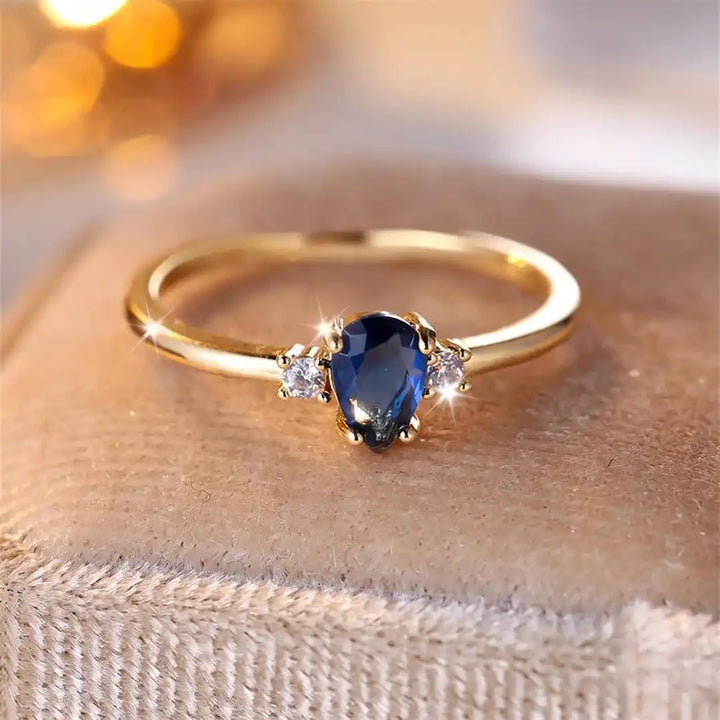 Ondine™ - Pear-Shaped Royal Ring