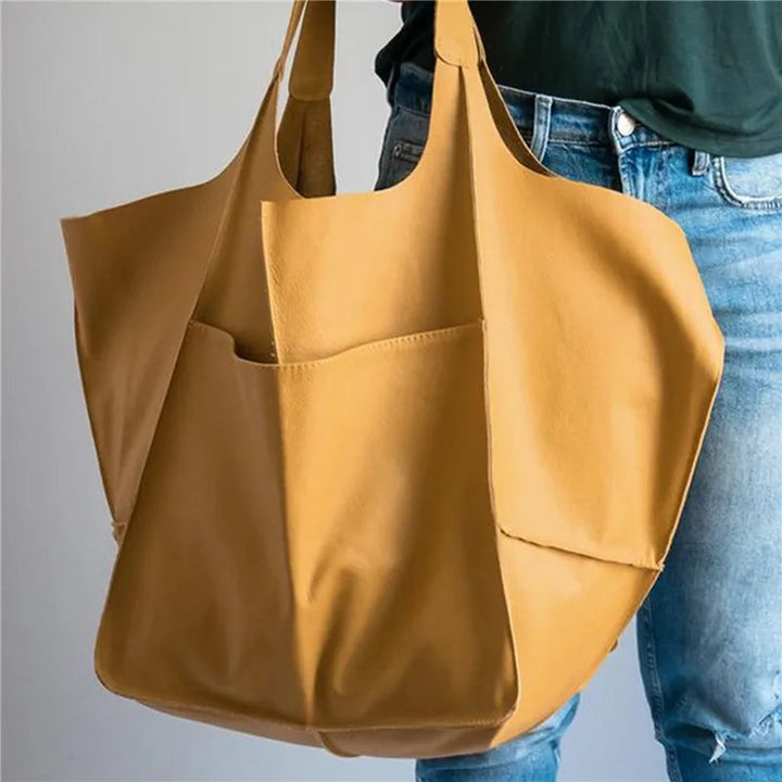 Colette™ | Leather Bag with Timeless Charm