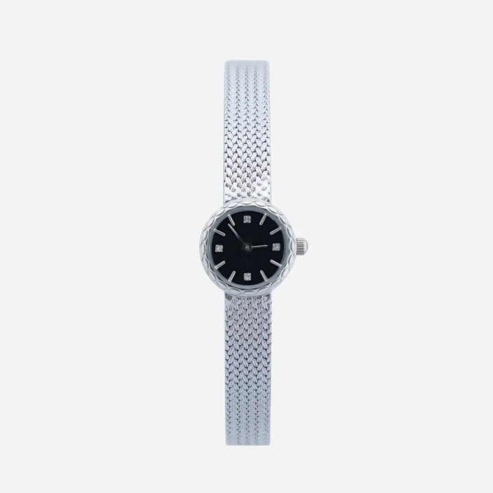 Sara | Sleek Minimalist Timepiece