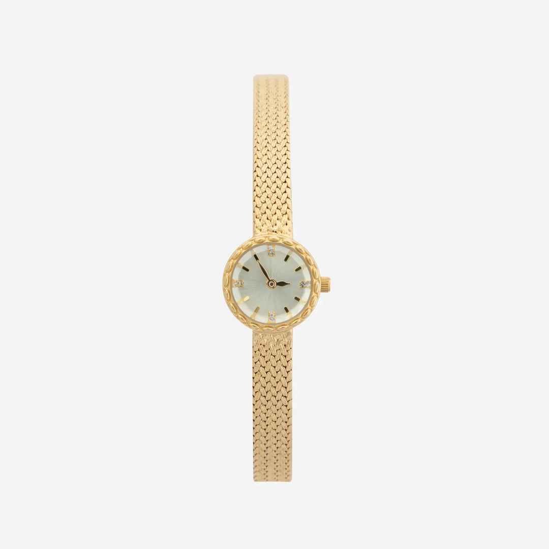 Sara | Sleek Minimalist Timepiece