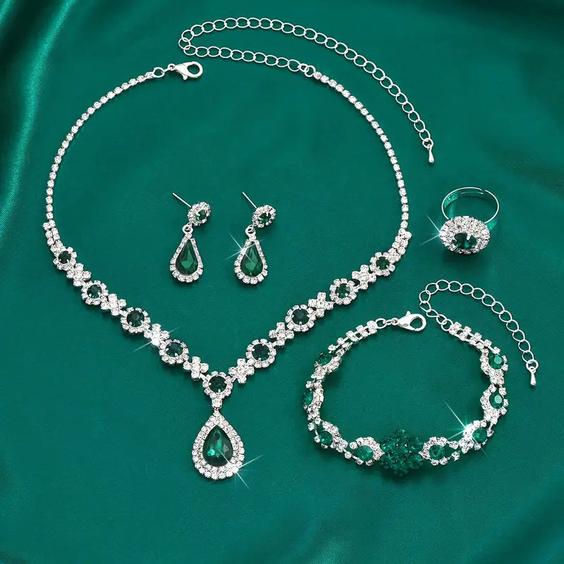 Caravina™ - Elegant Jewelry Collection