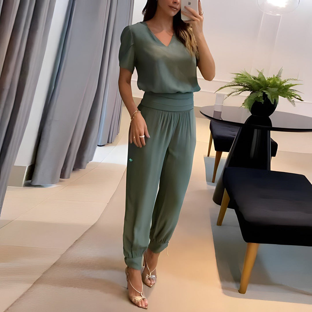 Daphne - Stylish and Chic Ensemble