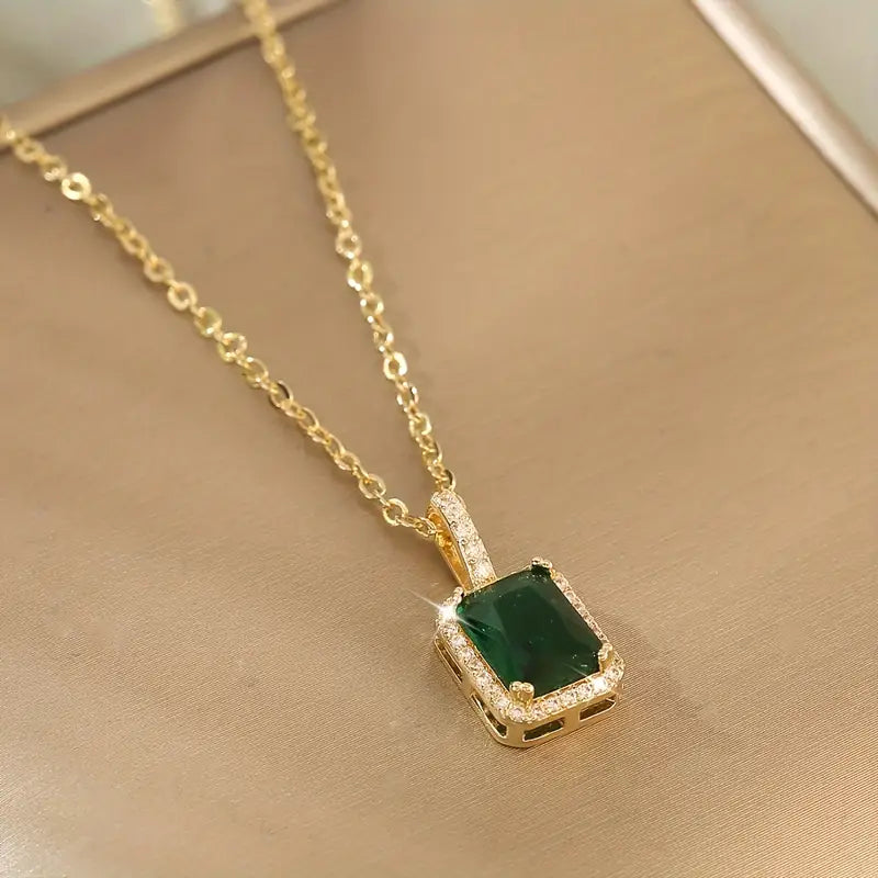 Lunari™ - Emerald Column