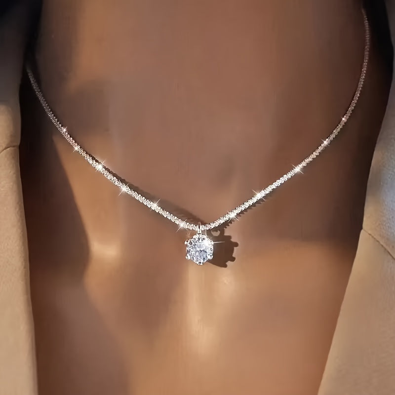 Elegant White Gold Necklace Featuring Zirconia