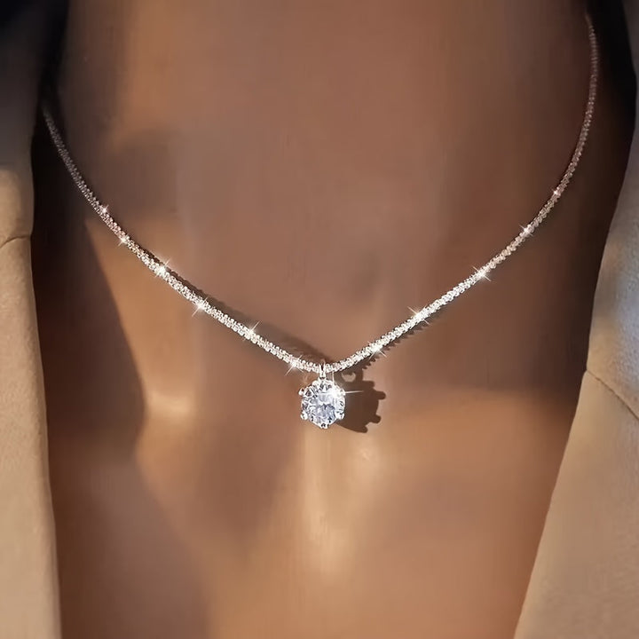 Elegant White Gold Necklace Featuring Zirconia