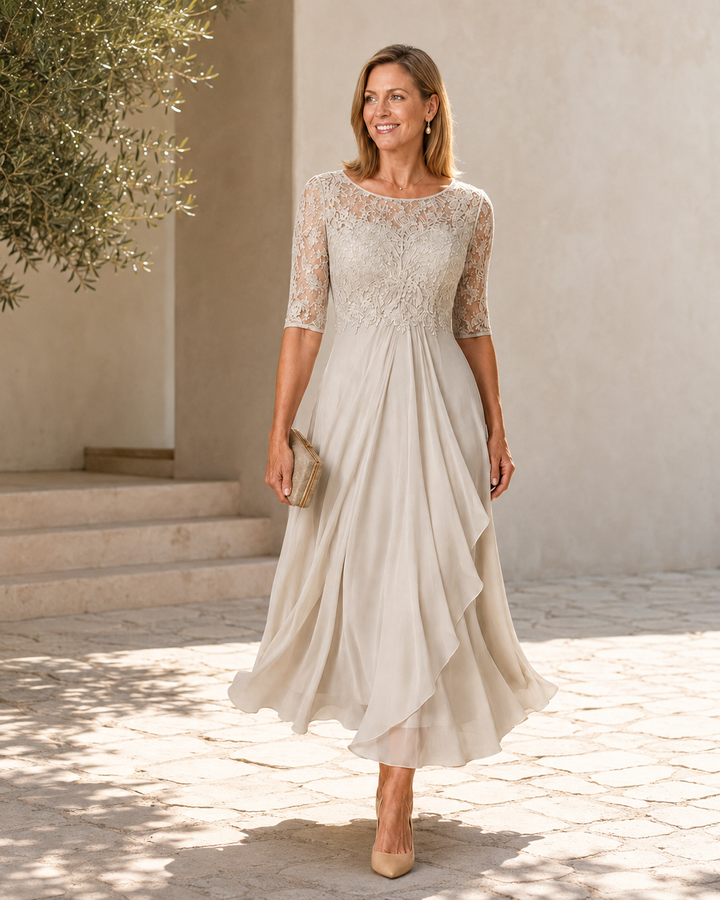 Rose – The Flattering Lace Midi Dress