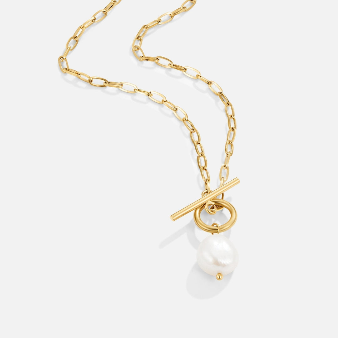 Silje | Elegant Pendant Necklace