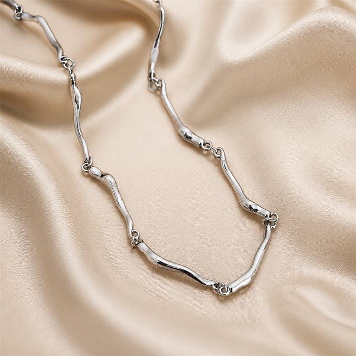 White Gold Twisted Wave Necklace