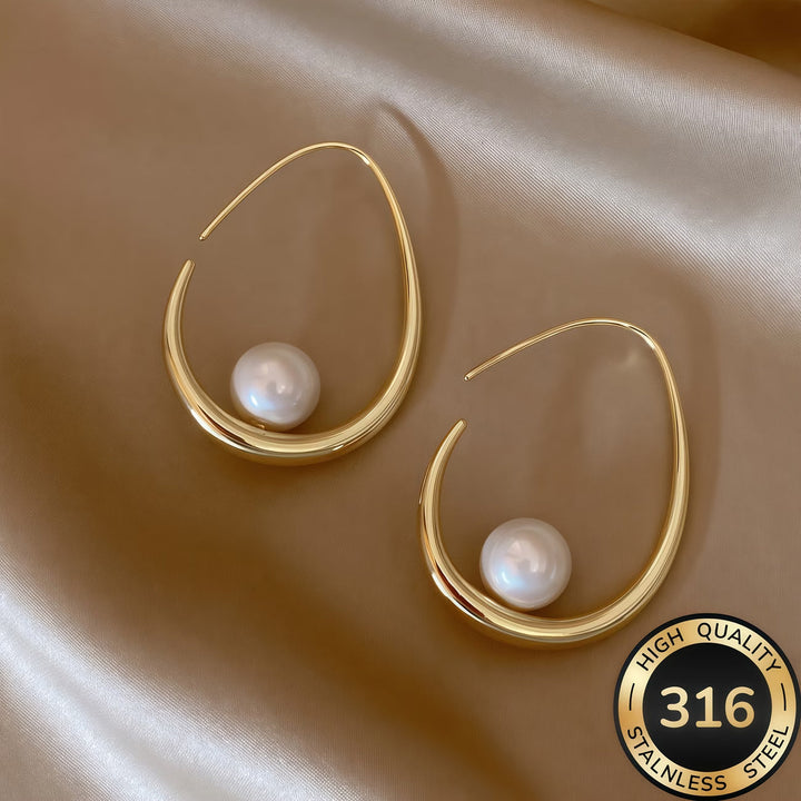 Hoop Earrings with Growing Pearls