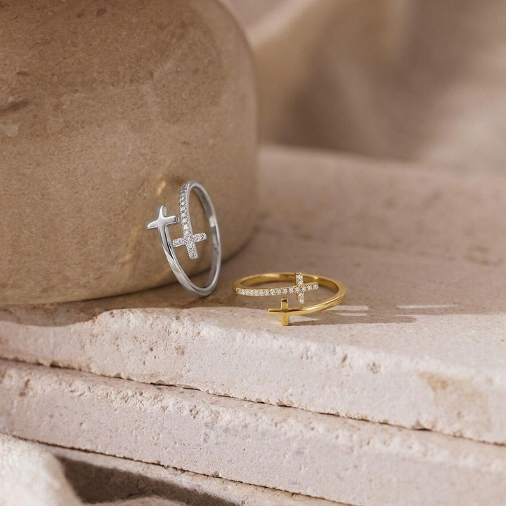 Serena™ - Intertwined Cross Ring