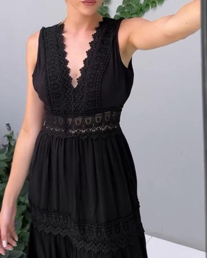 Saoirse™ – Lace Sleeveless Boho Midi Dress