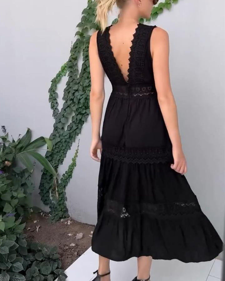 Saoirse™ – Lace Sleeveless Boho Midi Dress