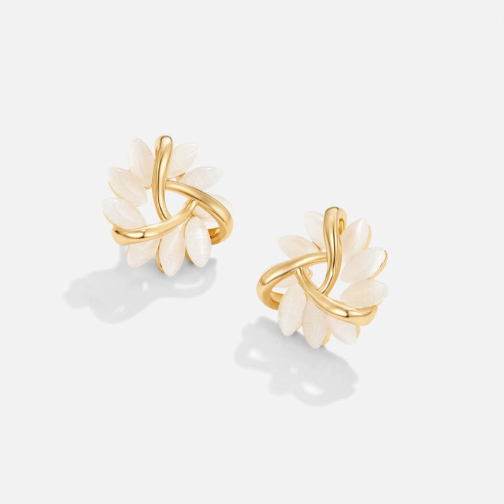 Emilia Gold Blooms