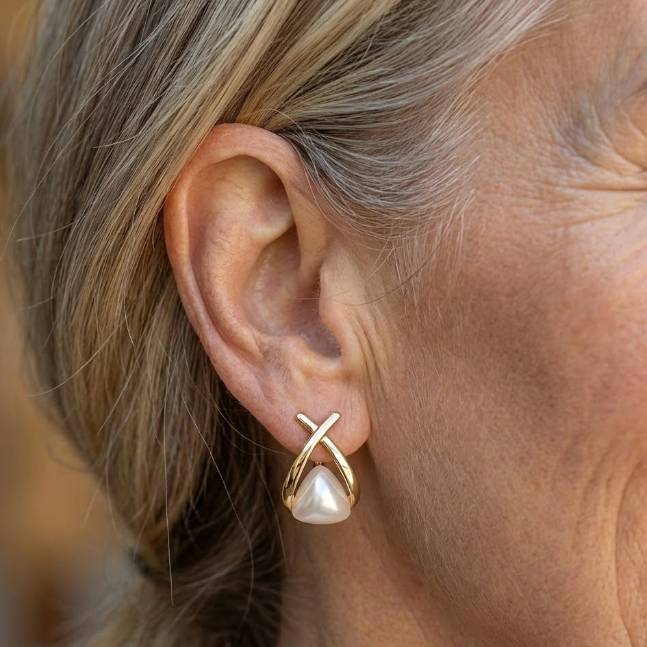 Everyday Pearl Earrings